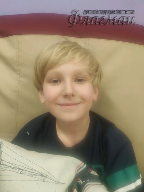 13cb77f4.ID Photo.100152